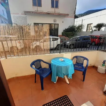 La Casa Blu, Eolie Houses, Vacanza A Canneto Mare